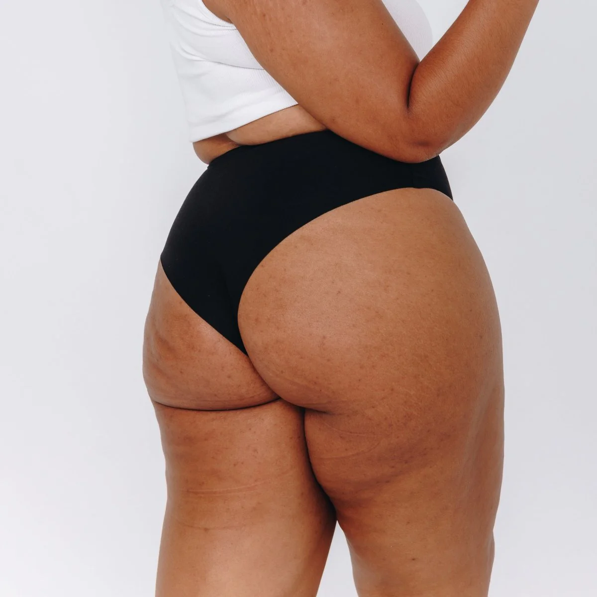 High-Rise Cheeky - Seamless Cotton - Black - Image 6