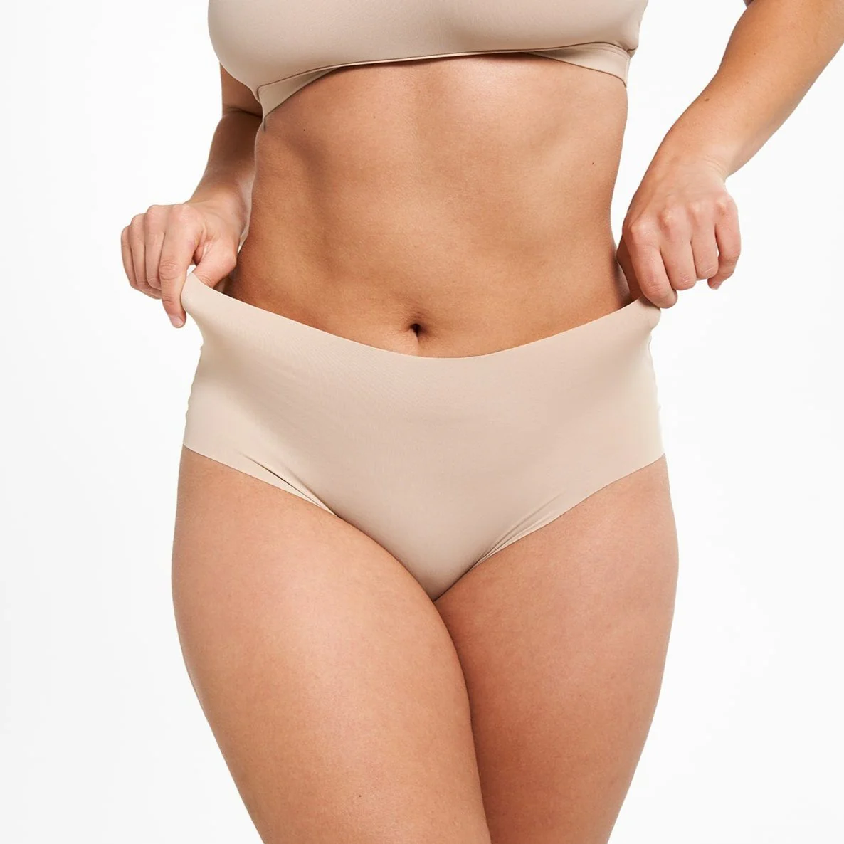 High-Rise Cheeky - Seamless Ultrasmooth 2.0 - Latte - Image 3