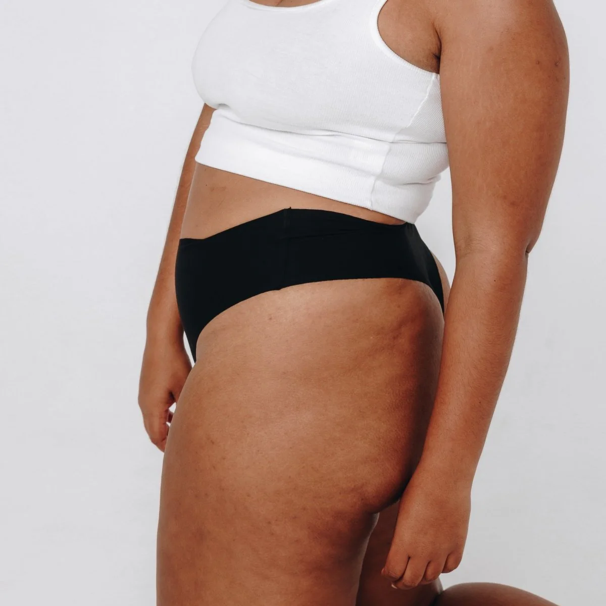 Mid-Rise Thong - Seamless Cotton - Black - Image 6